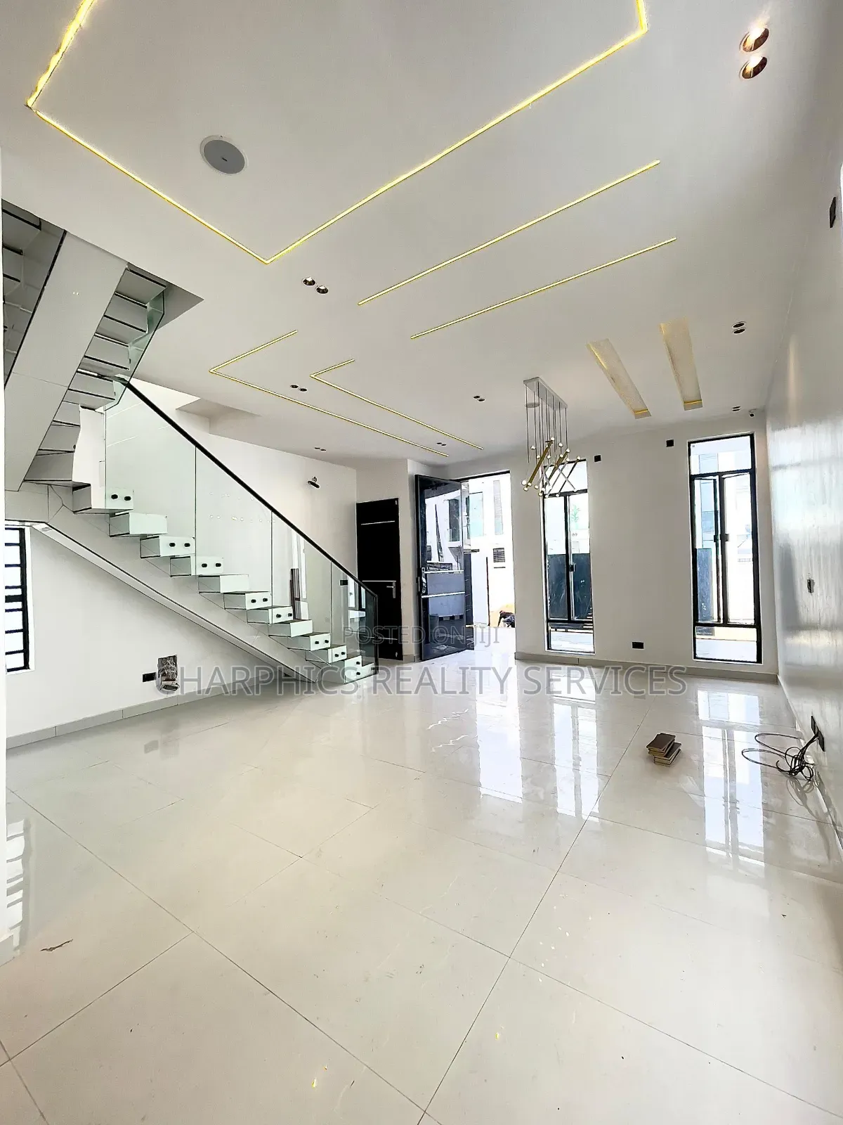 4bdrm Duplex in Lekki Phase 2 for sale in Lekki Phase 2