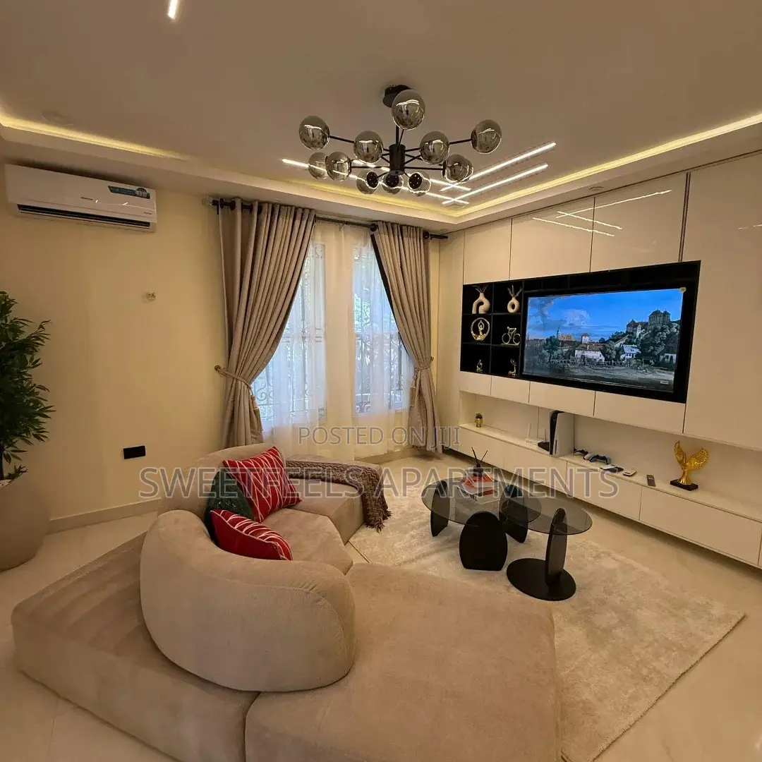 Luxury 1 Bedroom Apartment in Ikate