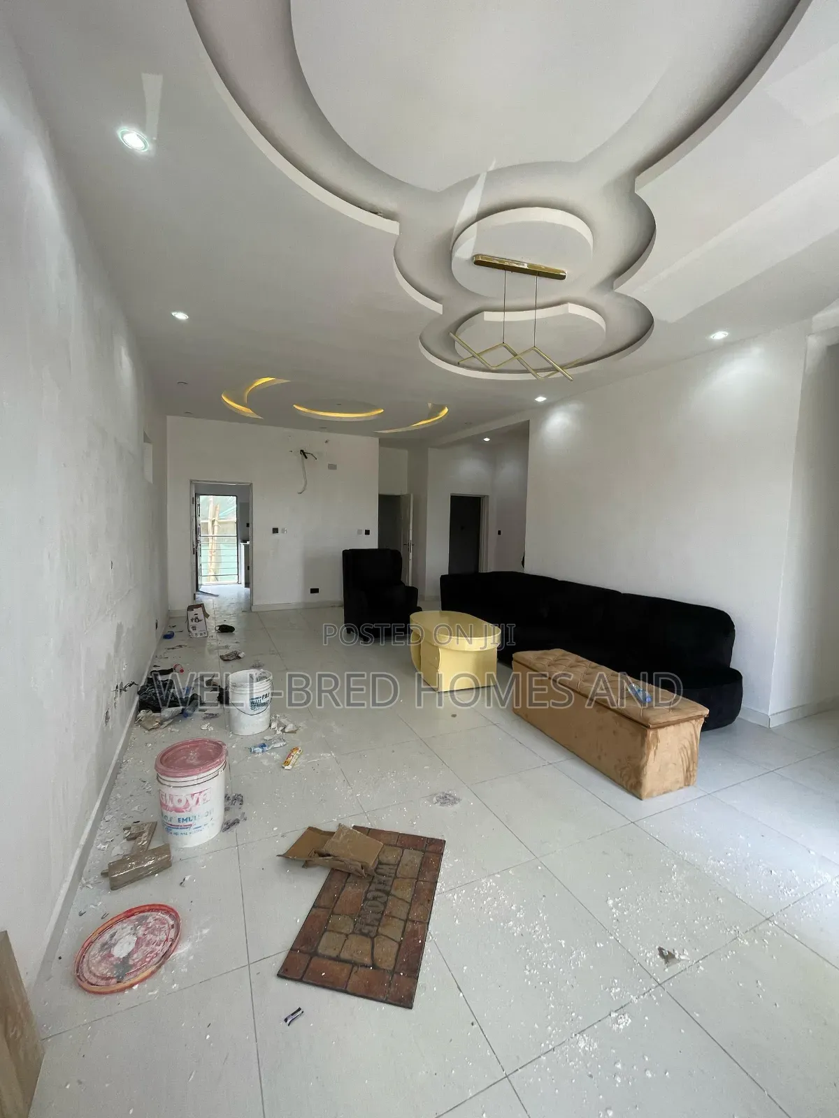 3bdrm Apartment in Ologolo Lekki Lagos for rent in Lekki