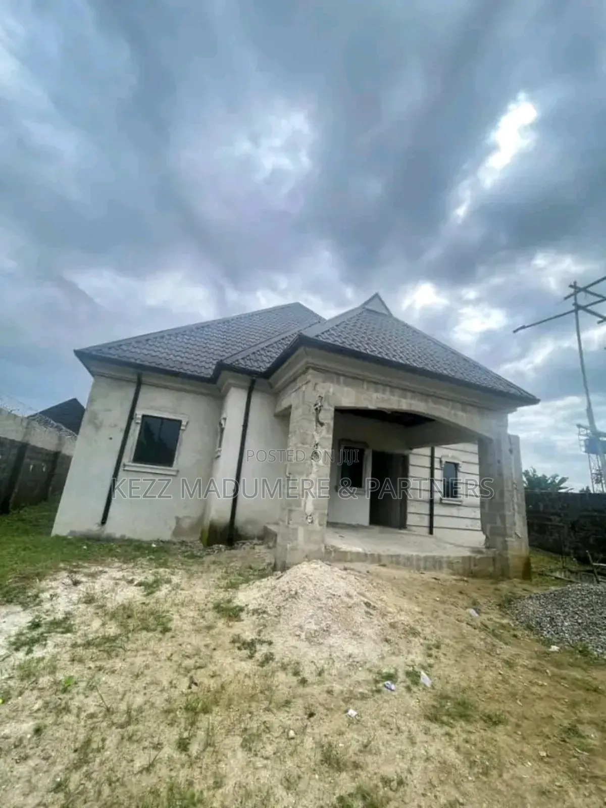4bdrm Bungalow in C4I Police By Check for sale in Port-Harcourt