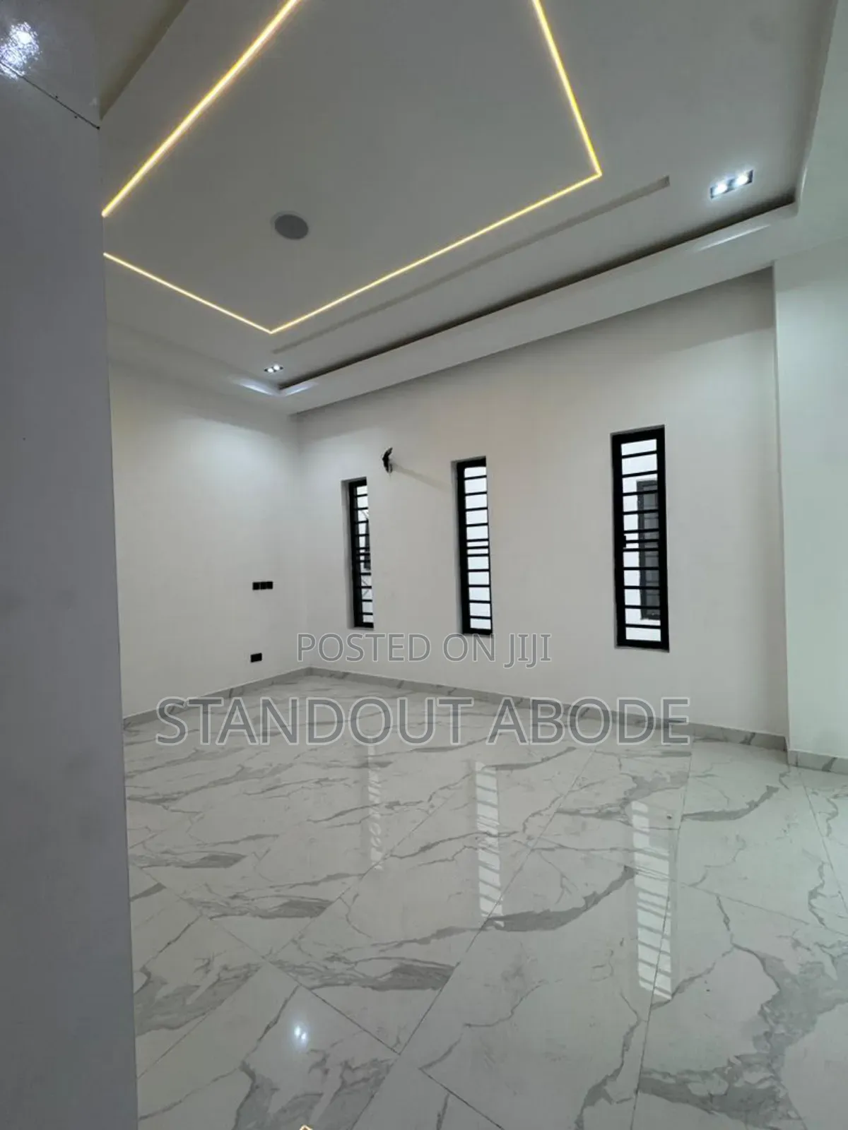 4bdrm Duplex in In An Estate, Chevron for sale in Chevron