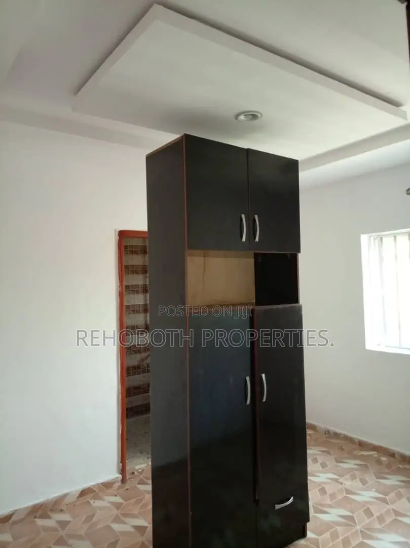 2bdrm Apartment in Akoto Estate Elebu, Akala Express for rent in Akala Express