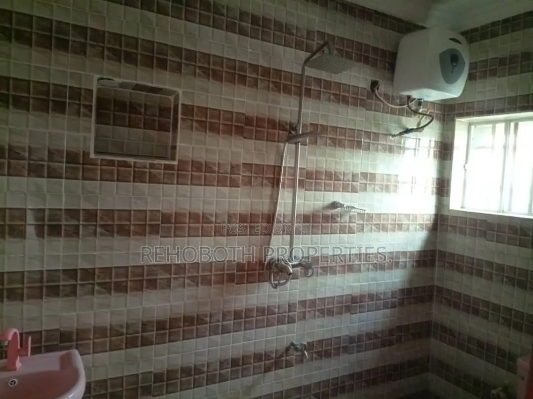 2bdrm Apartment in Akoto Estate Elebu, Akala Express for rent in Akala Express