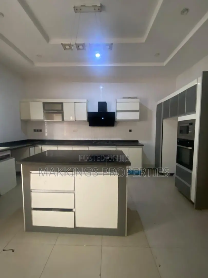 1bdrm Apartment in Chevron for rent in Chevron