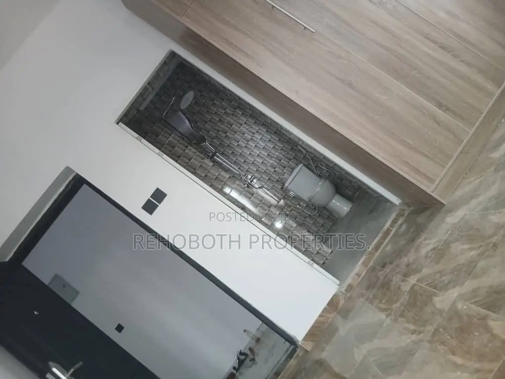4bdrm Duplex in Elewure, Akala Express for sale in Akala Express