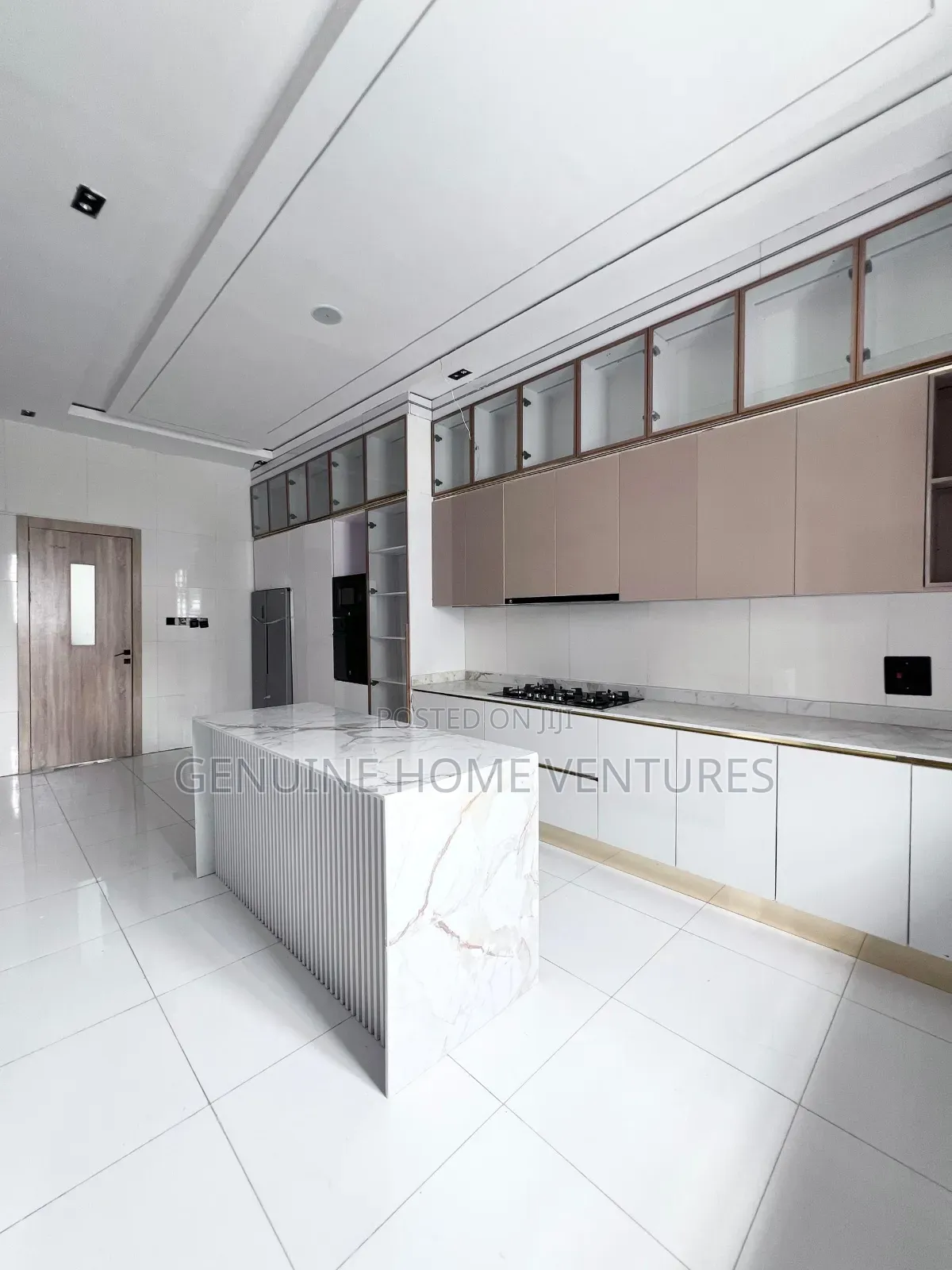 5bdrm Duplex in Vgc, Ikota for sale in Ikota