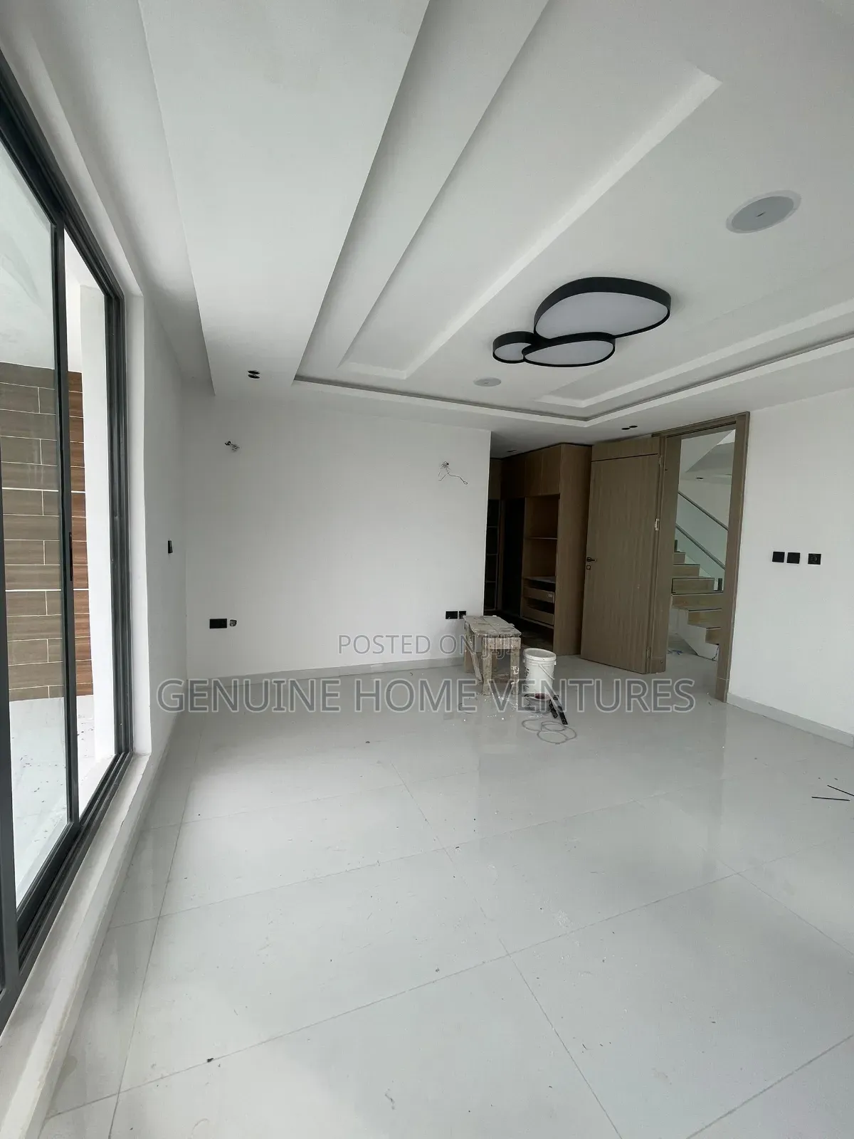 5bdrm Duplex in Ikate, Lekki Phase 1 for sale in Lekki Phase 1