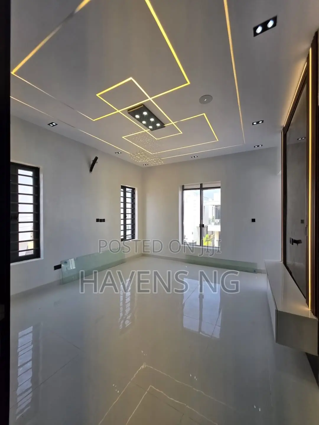 4bdrm Duplex in Abraham Adesanya Estate for sale in Abraham Adesanya Estate