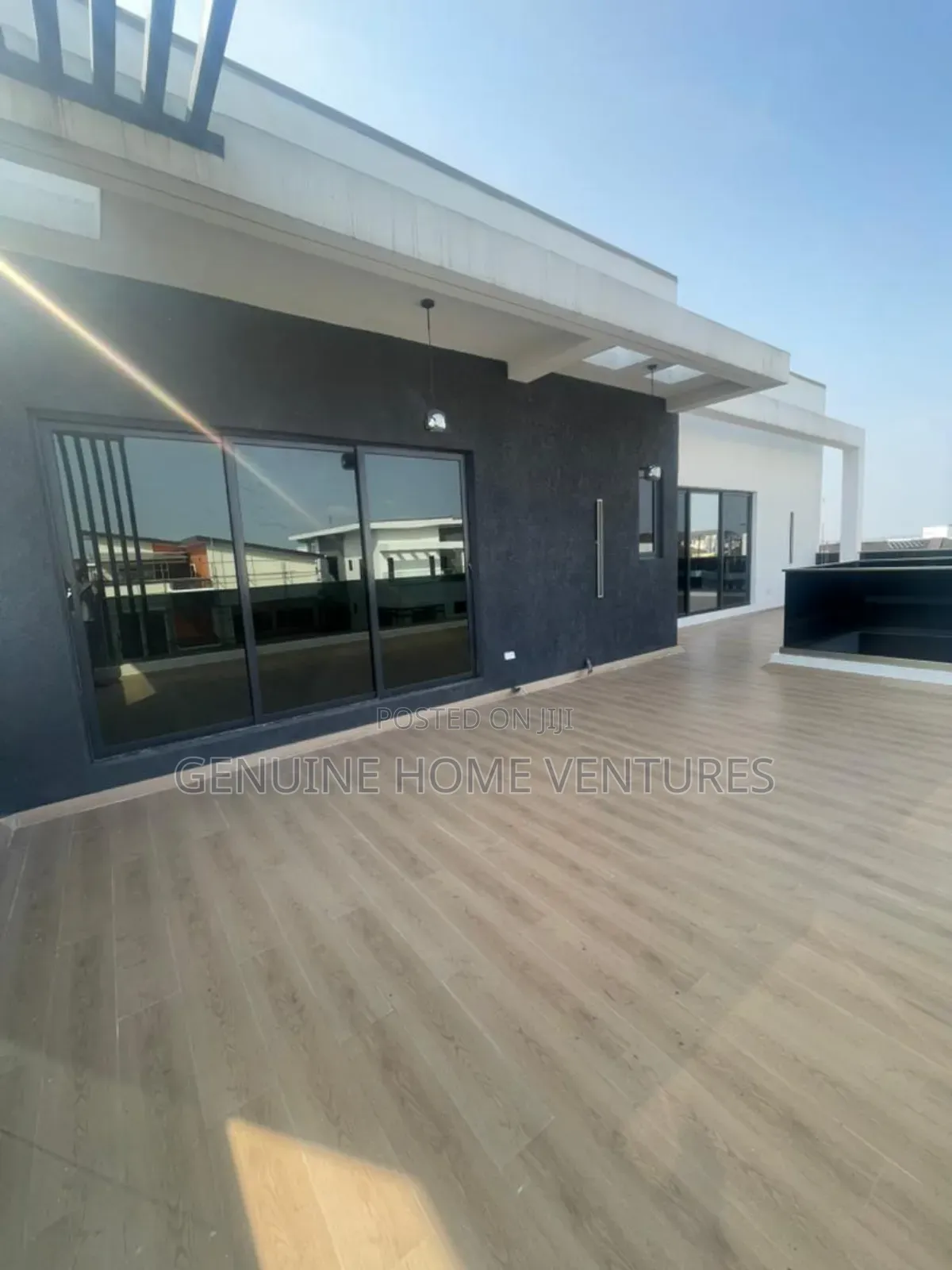 5bdrm Duplex in Osapa London for sale in Osapa london