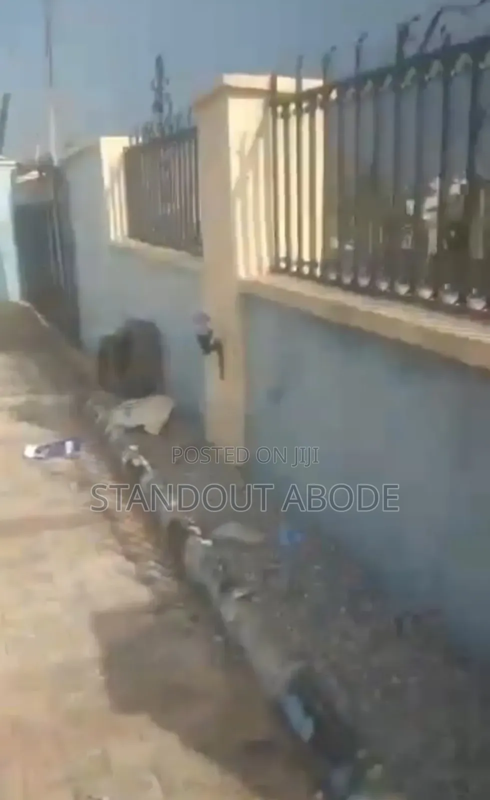 3bdrm Block of Flats in In A Secure Location, Sagamu for sale in Sagamu