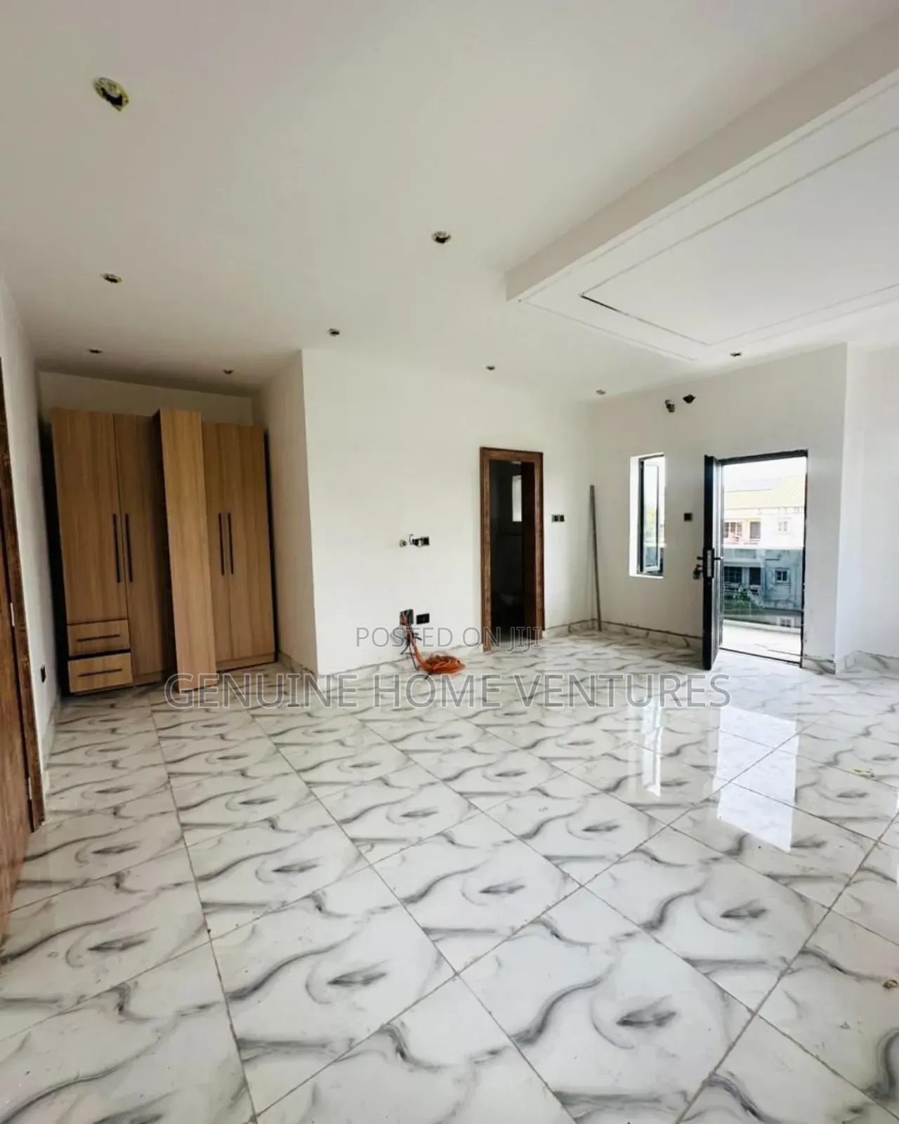 4bdrm Duplex in Adeniyi Jones for sale in Adeniyi Jones
