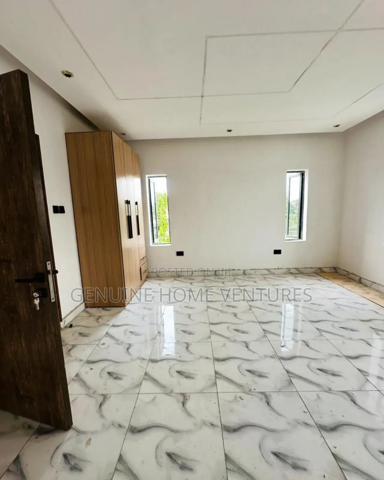 4bdrm Duplex in Adeniyi Jones for sale in Adeniyi Jones