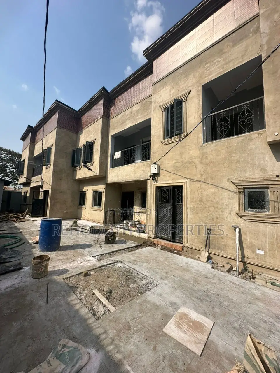 2bdrm Apartment in Beside Hebron Court, Idishin for rent in Idishin