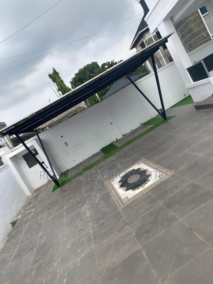 Furnished 3bdrm Duplex in Jericho for sale in Jericho