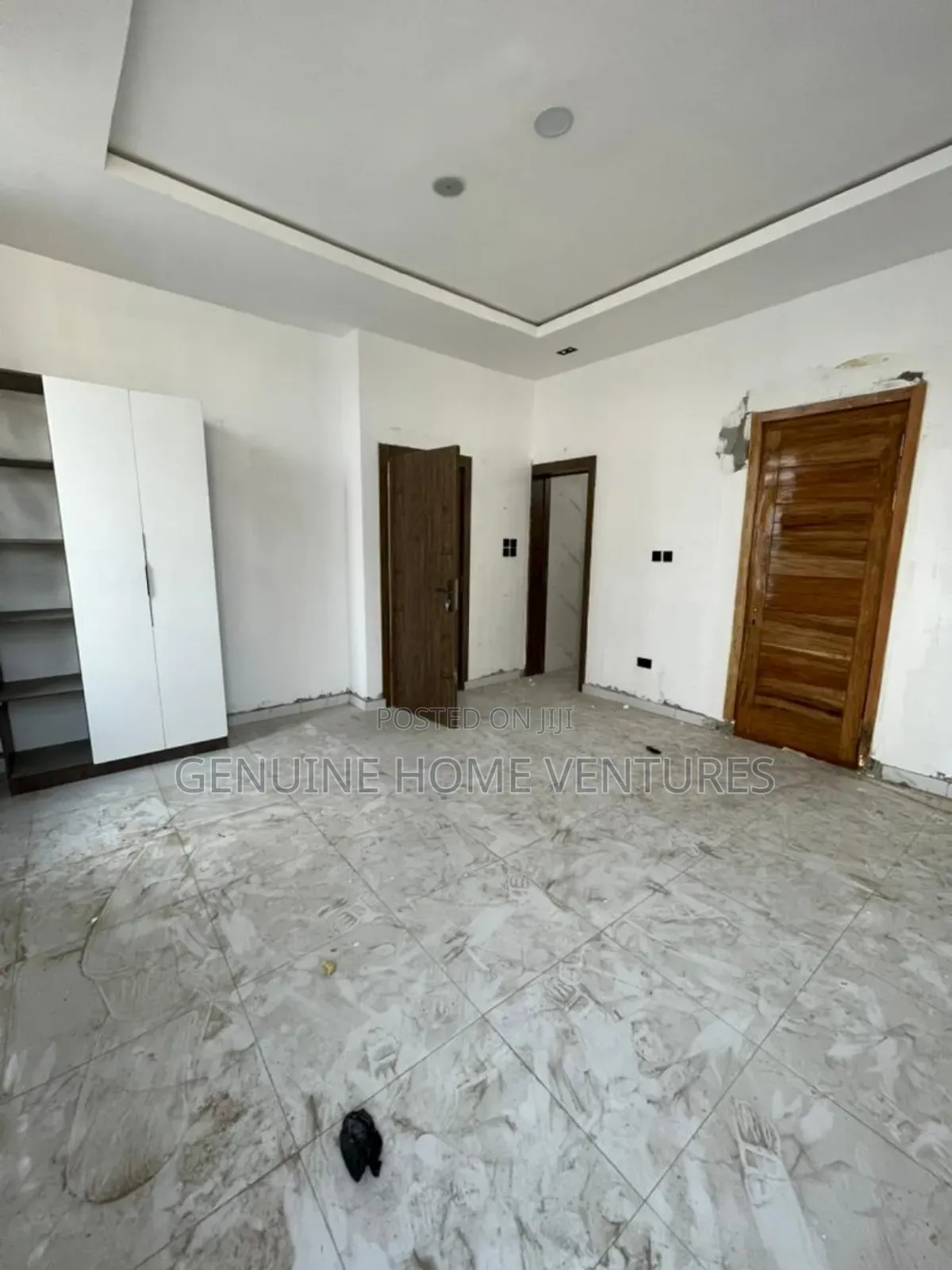 5bdrm Duplex in Chevron Lekki for sale in Chevron
