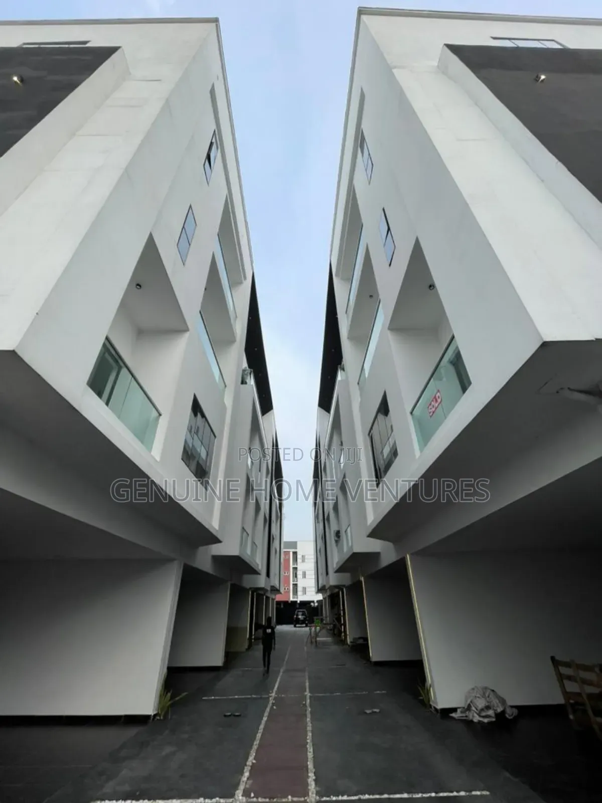 4bdrm Duplex in Ikate for sale in Ikate