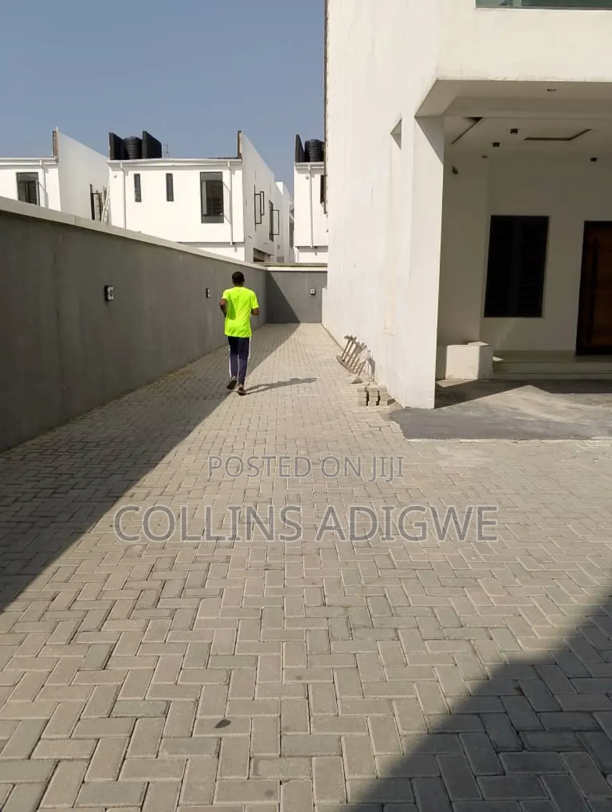 4bdrm Duplex in Orchid, Chevron for sale in Chevron