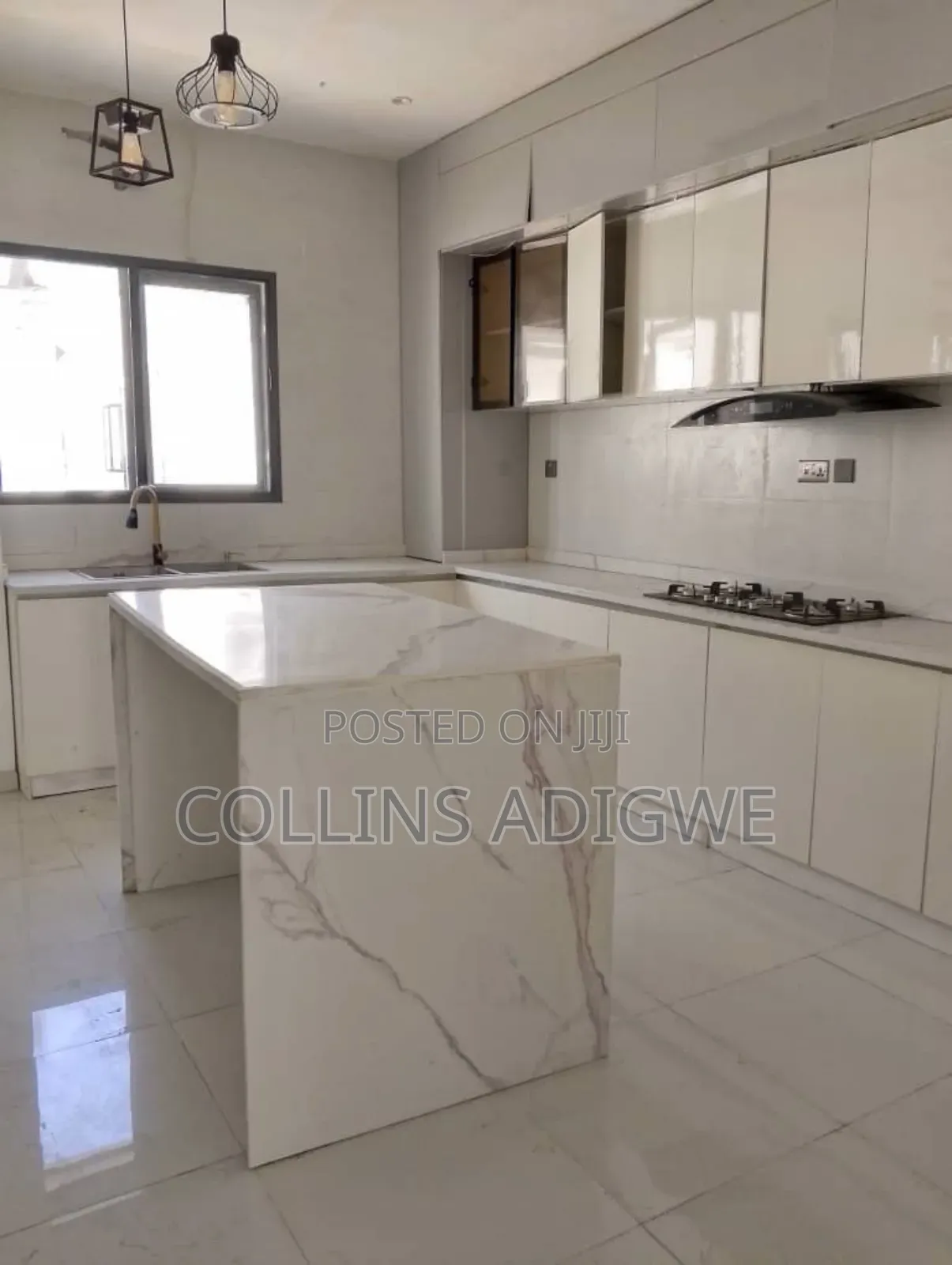 4bdrm Duplex in Orchid, Chevron for sale in Chevron