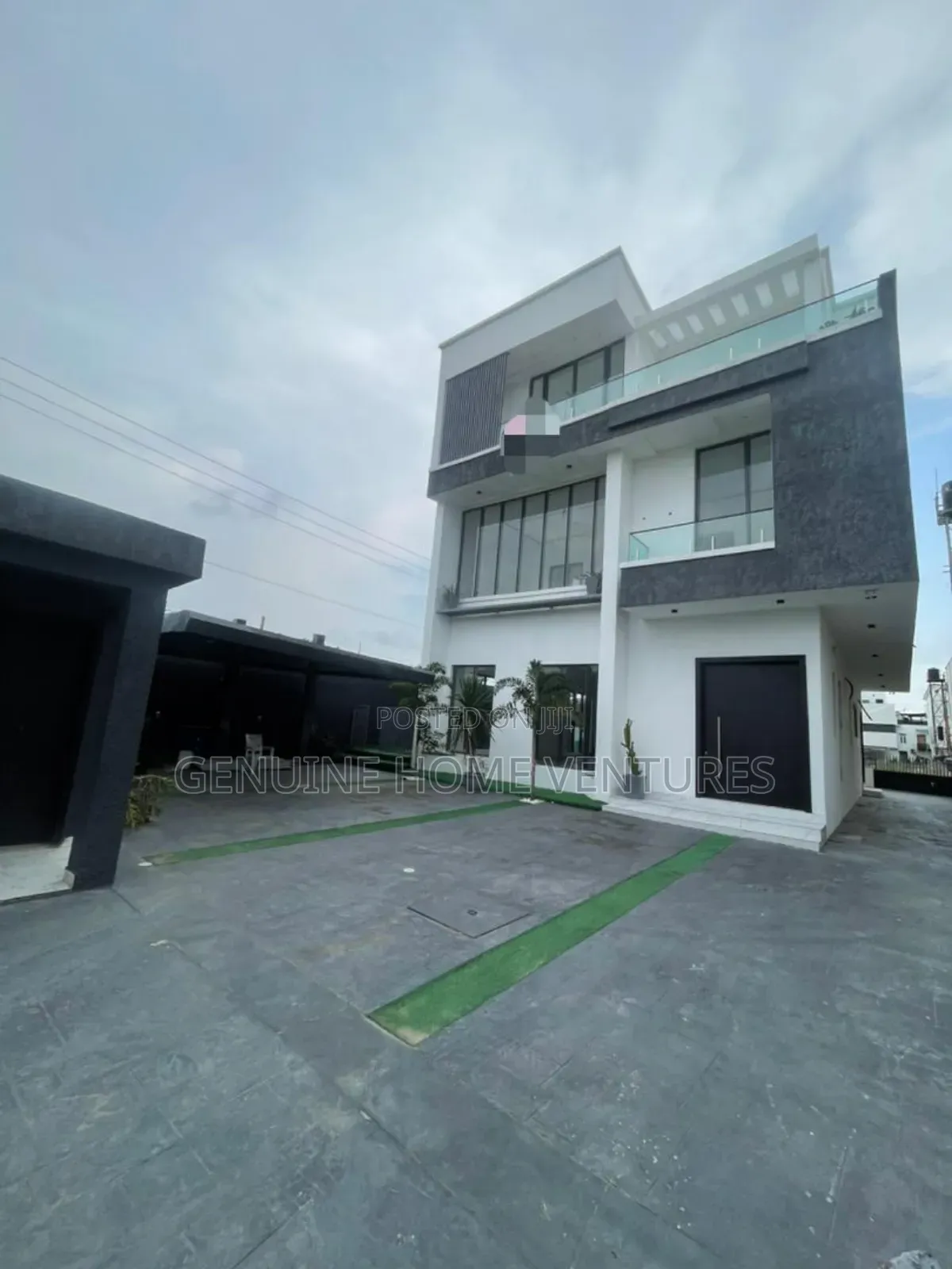5bdrm Duplex in Osapa London for sale in Osapa london
