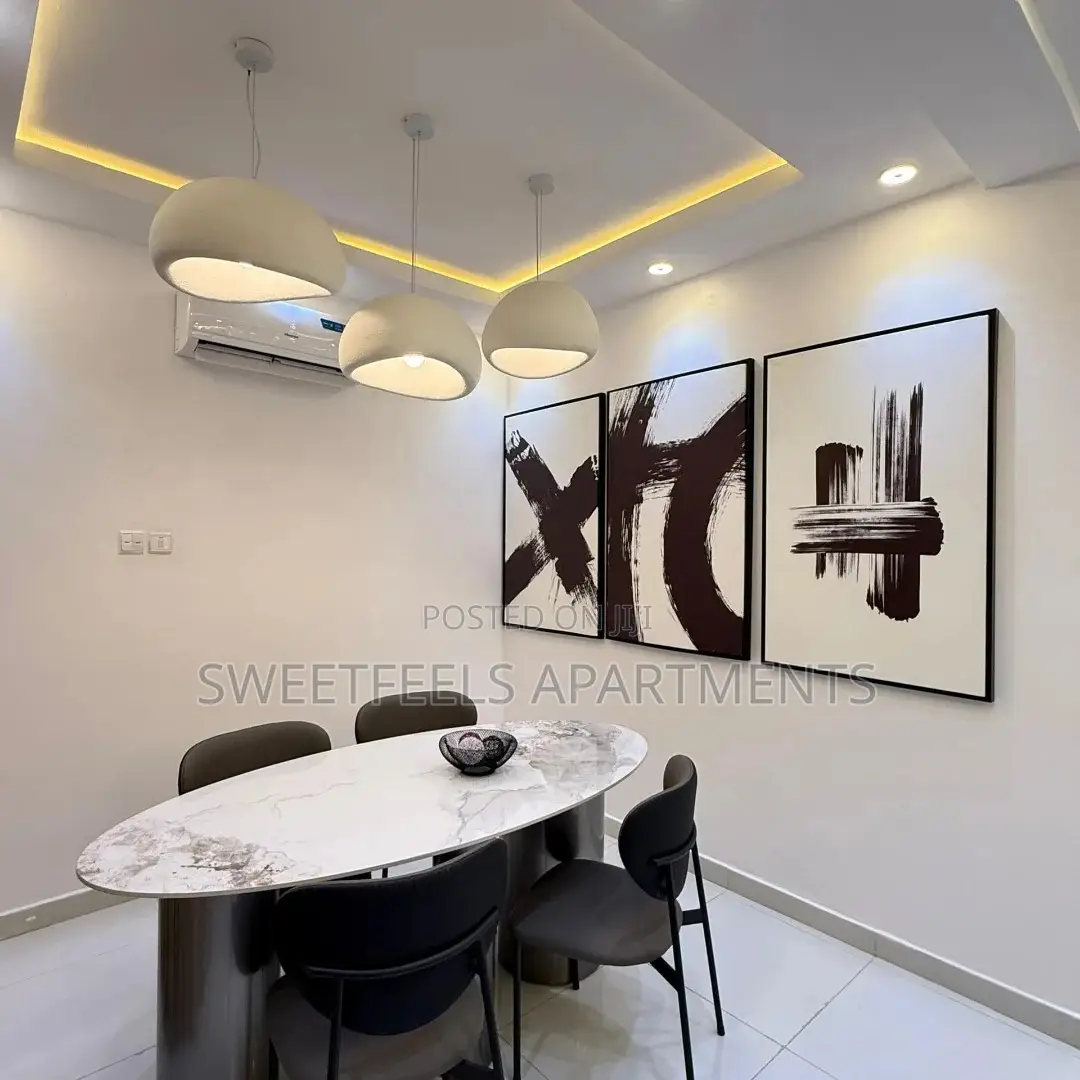 Deluxe 2 Bedroom Apartment With Pool, Gym and Ps5 in Parkview Estate