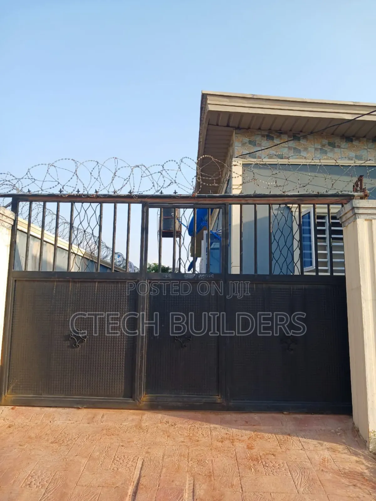2bdrm Block of Flats in Benin City for sale in Benin City