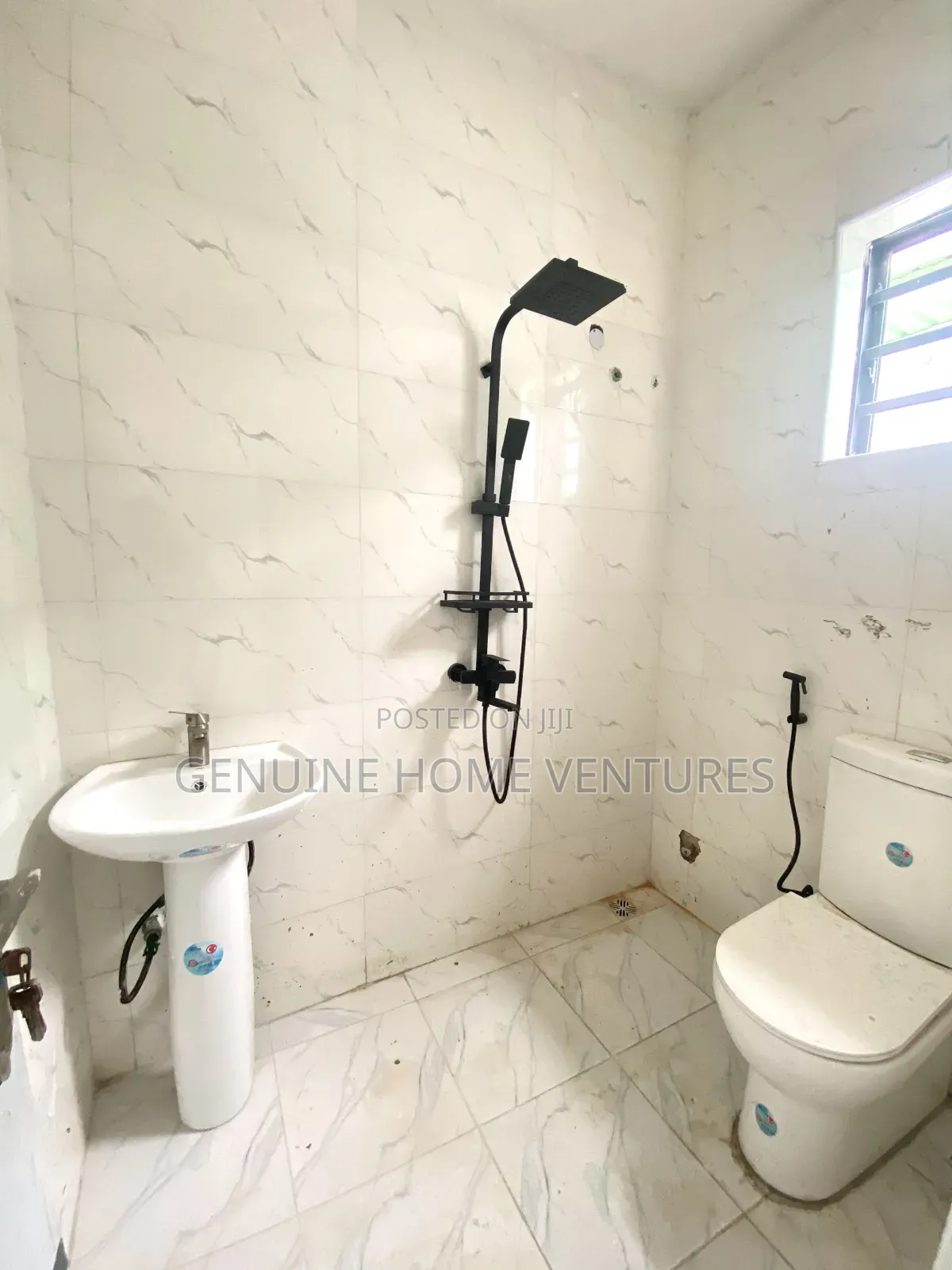 4bdrm Duplex in Olokonla for rent in Olokonla