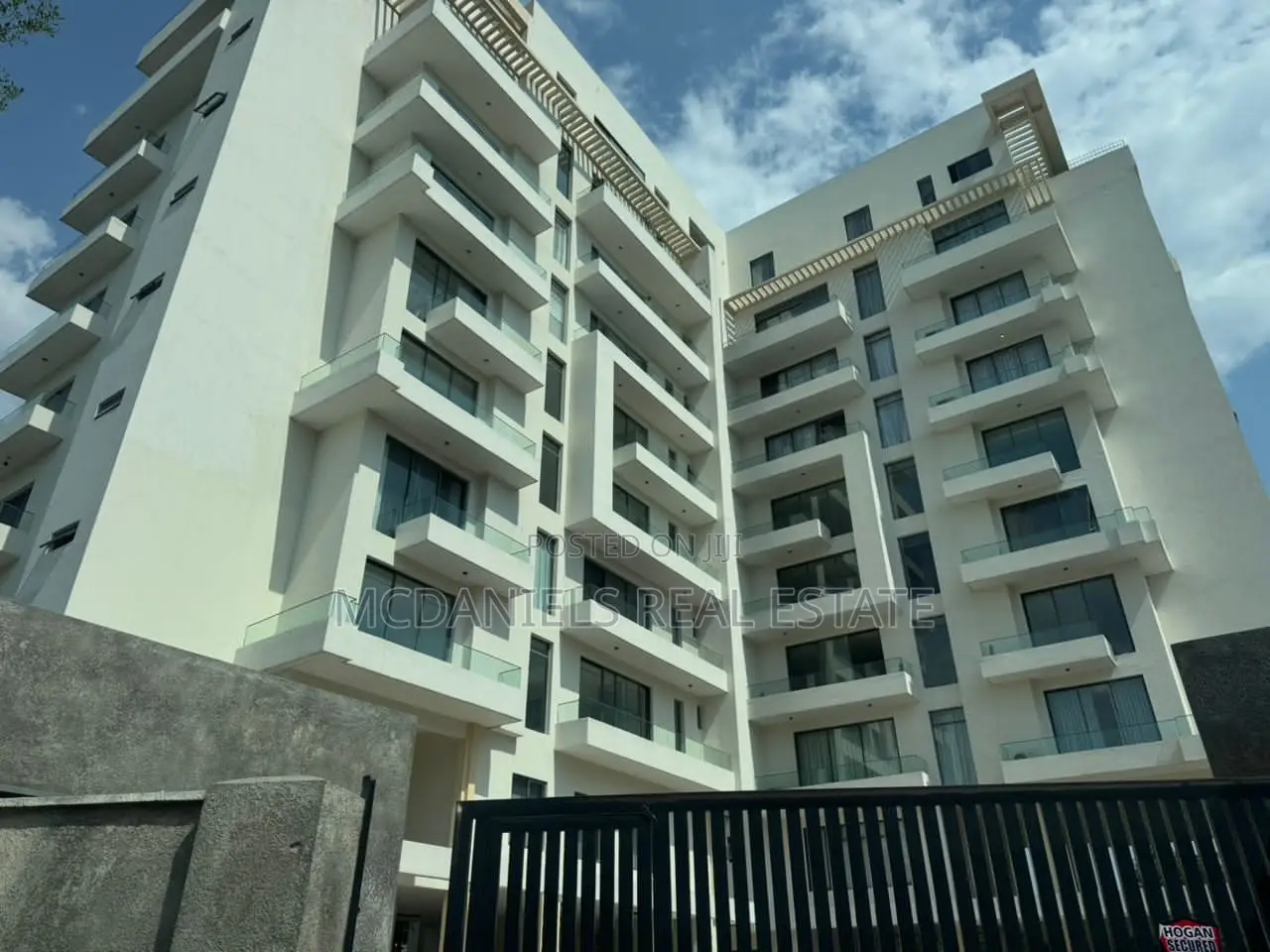 Furnished 3bdrm Apartment in Banana Island for sale in Banana Island