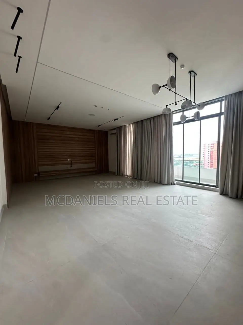 Furnished 3bdrm Apartment in Banana Island for sale in Banana Island