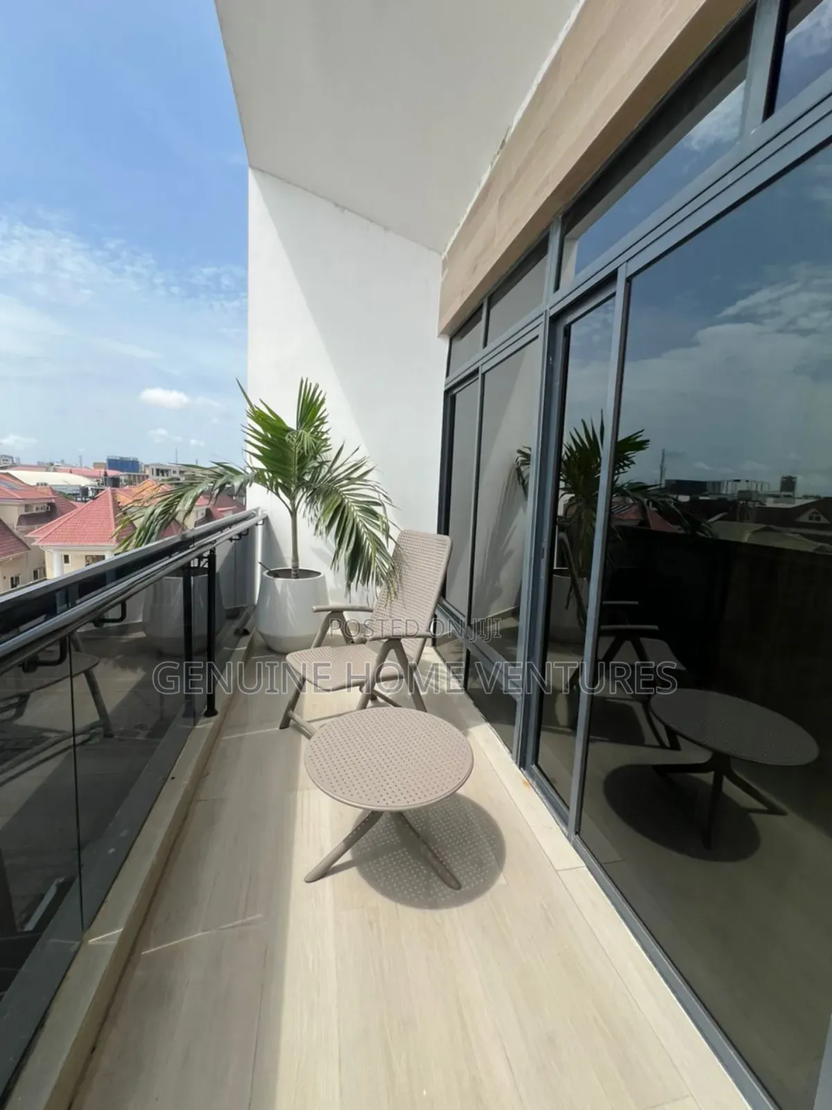 Furnished 3bdrm Penthouse in Lekki Phase 1 for sale in Lekki Phase 1