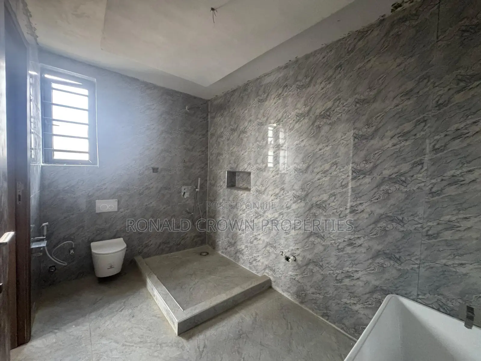 4bdrm Duplex in Ogba for sale in Ogba