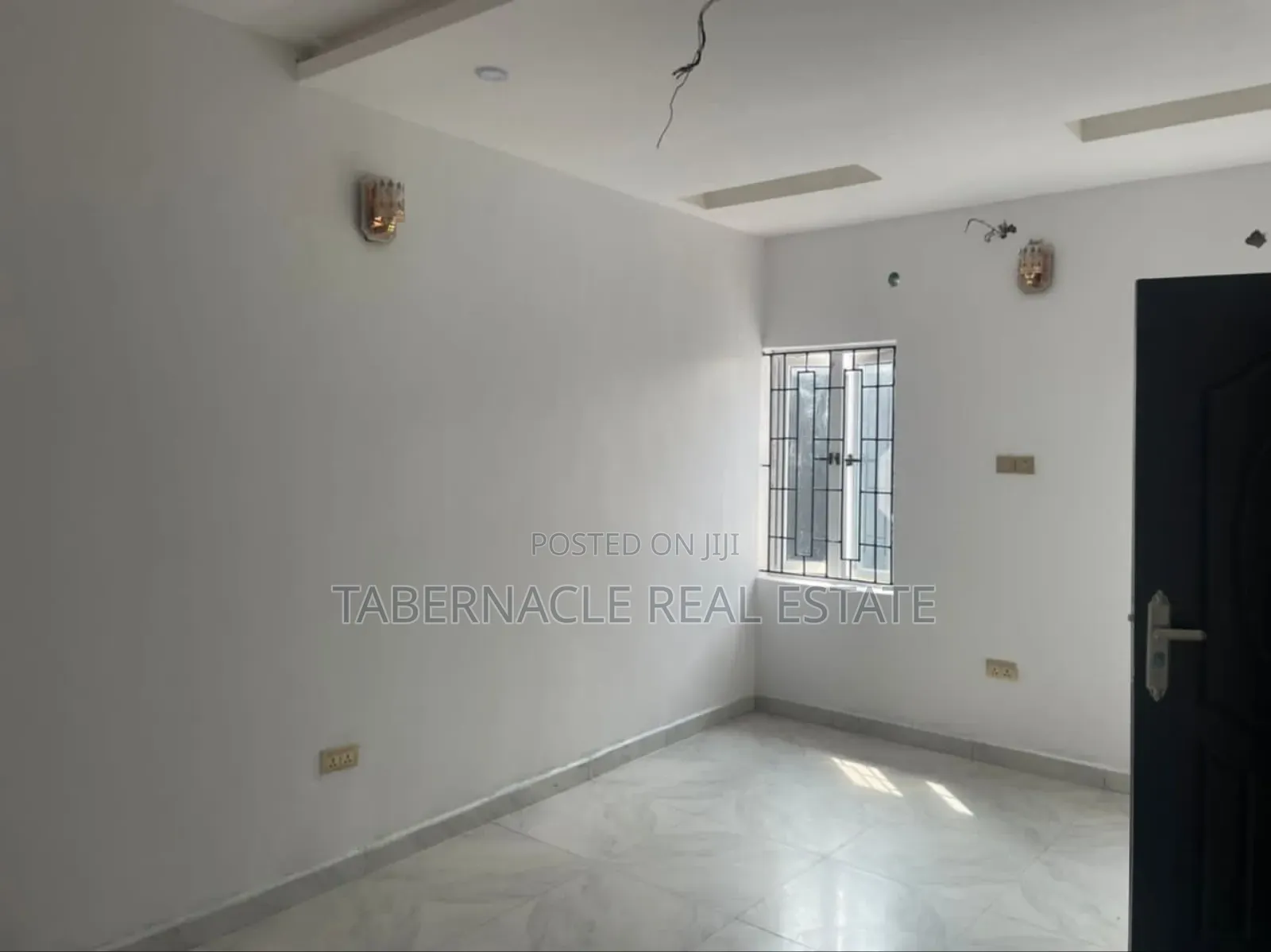3bdrm Apartment in Valleyview Estate for rent in Ikorodu