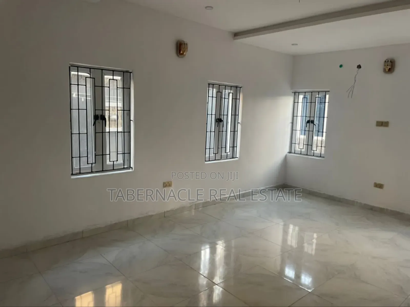 3bdrm Apartment in Valleyview Estate for rent in Ikorodu