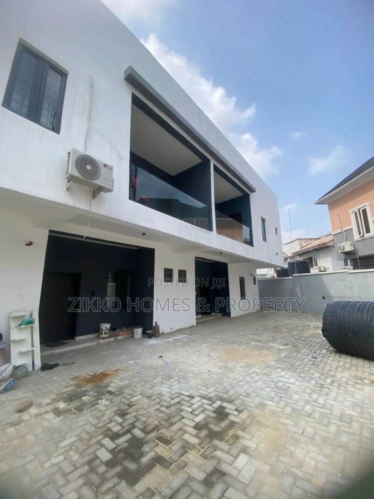 4bdrm Townhouse/Terrace in Ikota Gra, Lekki for sale in Lekki