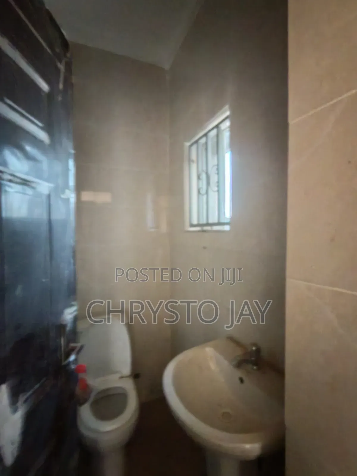 3bdrm Block of Flats in Jahi for sale in Jahi