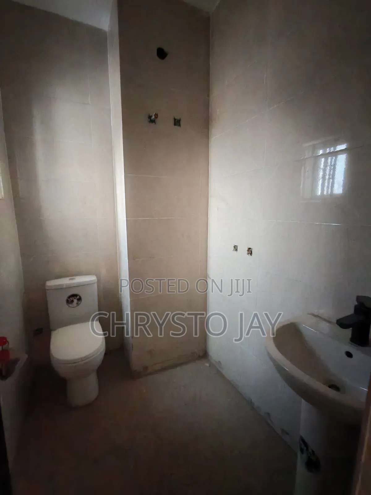 3bdrm Block of Flats in Jahi for sale in Jahi