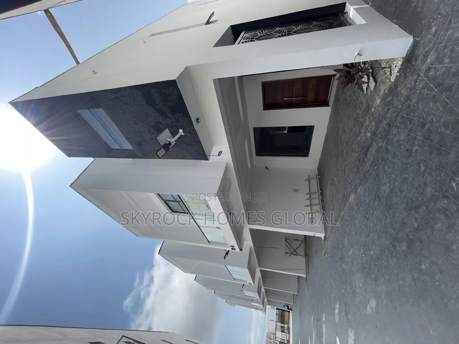 4bdrm Duplex in Ikota Villa for sale in Ikota
