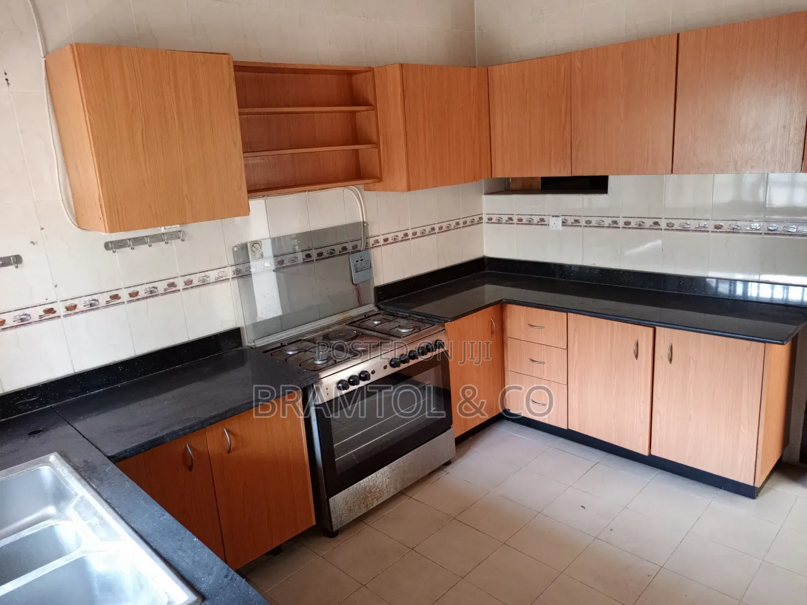 3bdrm Block of Flats in Wuse 2 for rent in Wuse 2