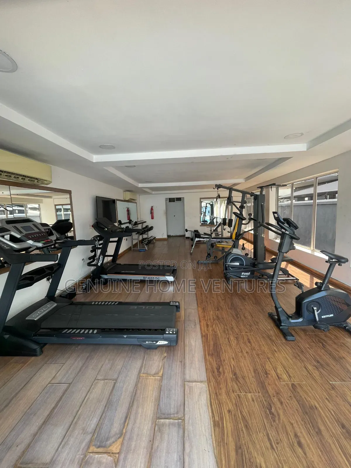 5bdrm Duplex in Osapa London for sale in Osapa london