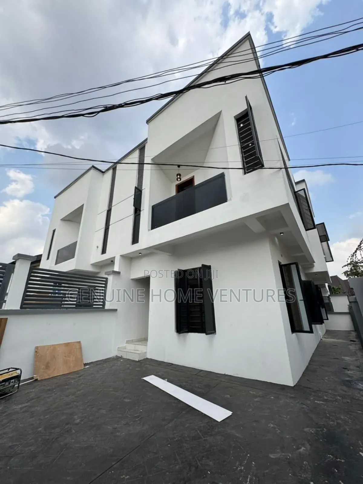 4bdrm Duplex in Gbagada for sale in Gbagada