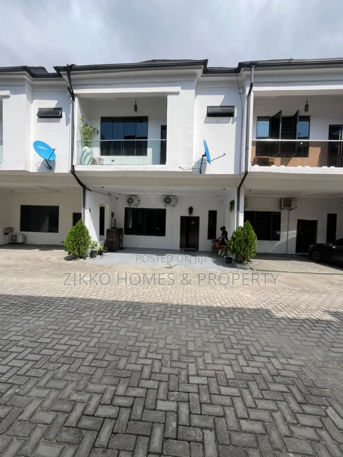 Furnished 4bdrm Duplex in Ikota Gra, Lekki for rent in Lekki