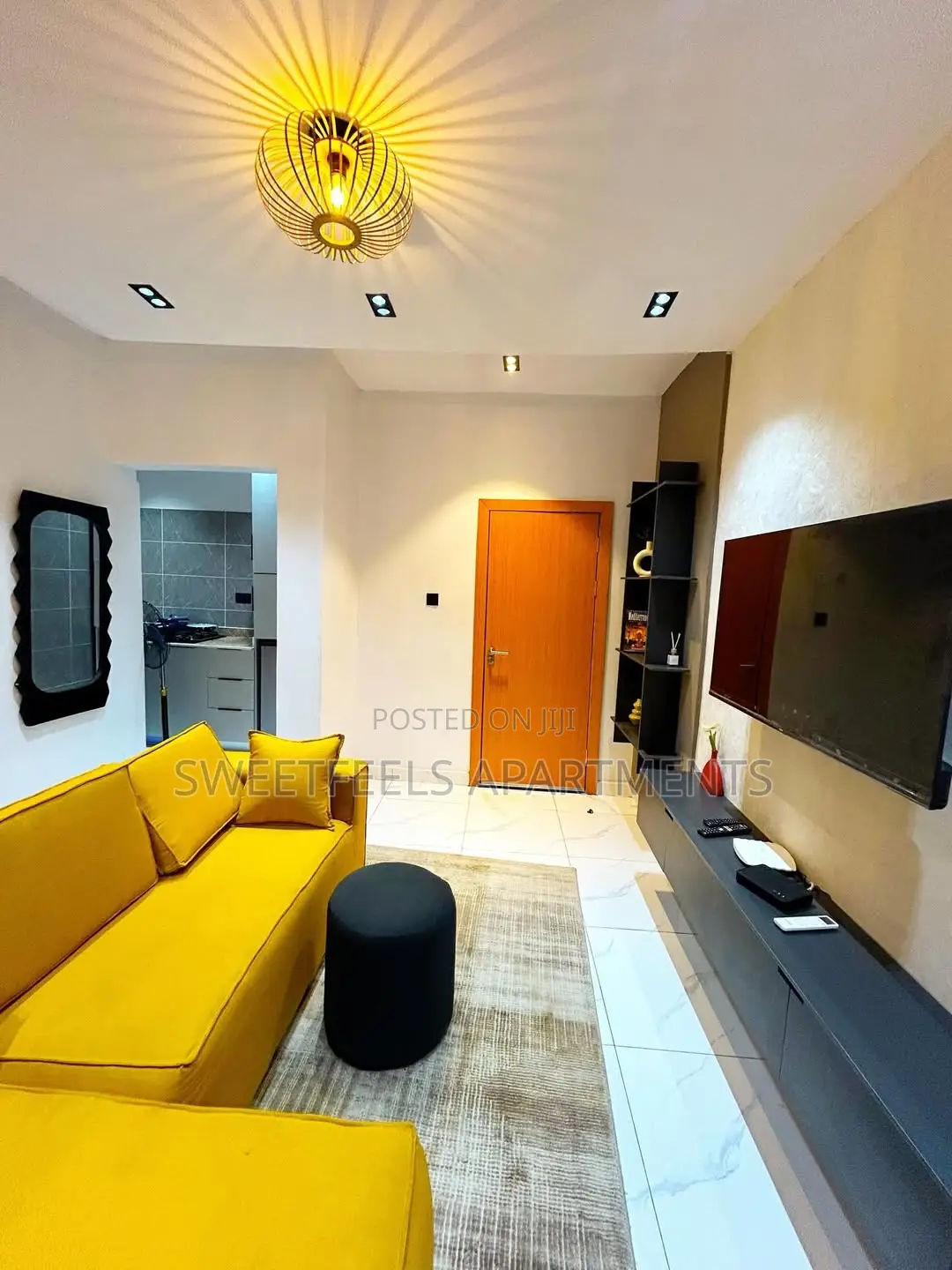Private Comfortable and Stylish 1 Bedroom Apartment in Aguda / Surulere