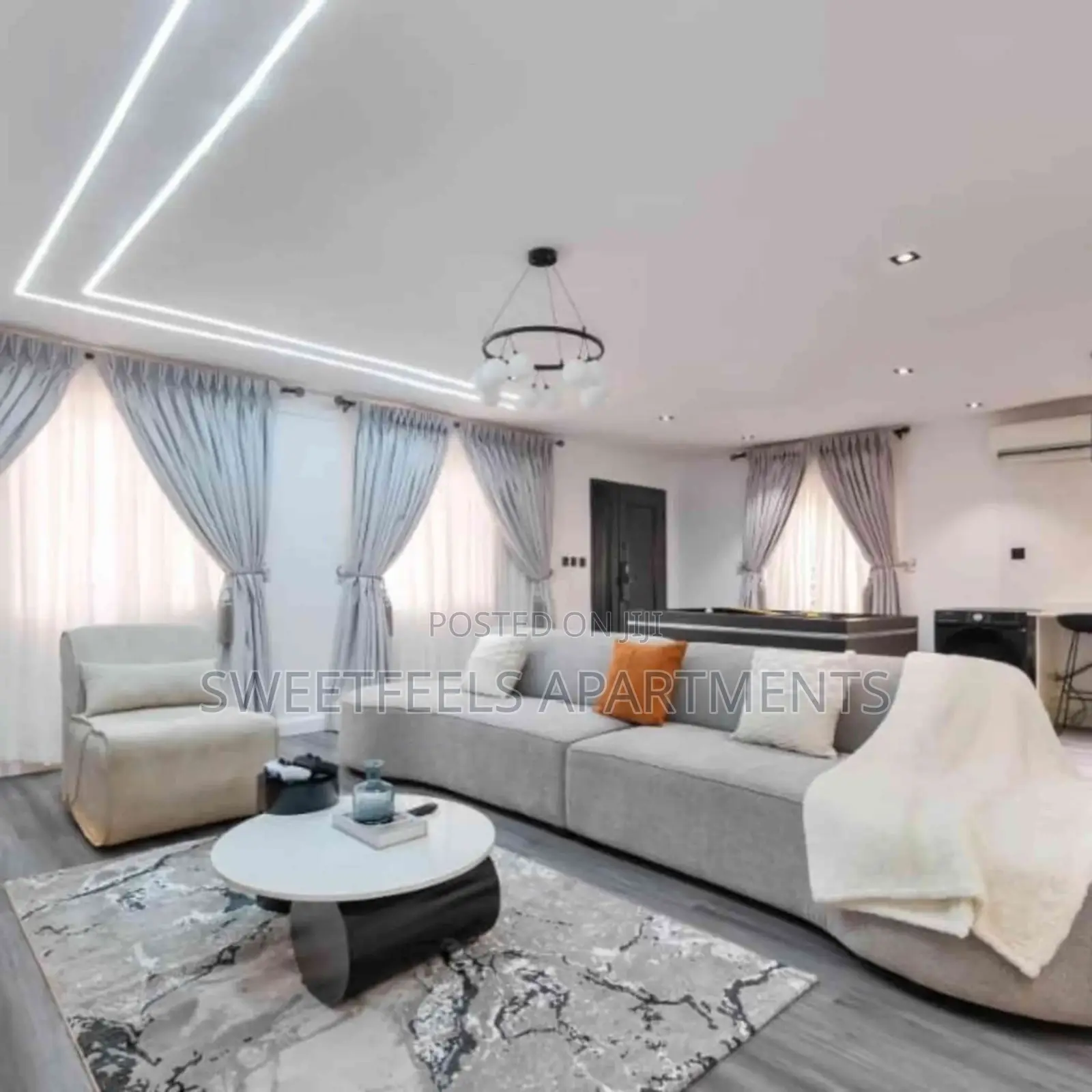 Blossom 2 Bedroom Apartment With Snooker and Ps5 in Lekki Phase 1
