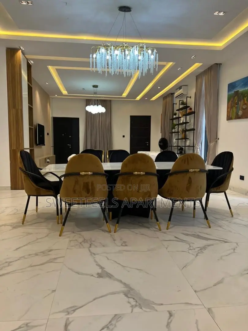4 Bedroom Luxury Apartment in Ikota