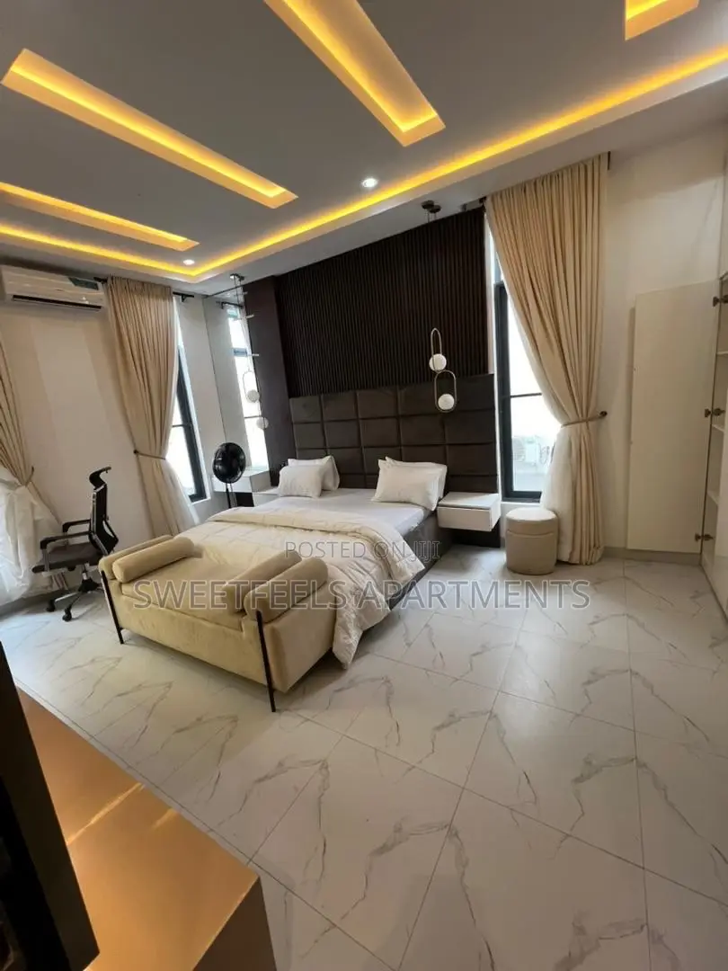 4 Bedroom Luxury Apartment in Ikota