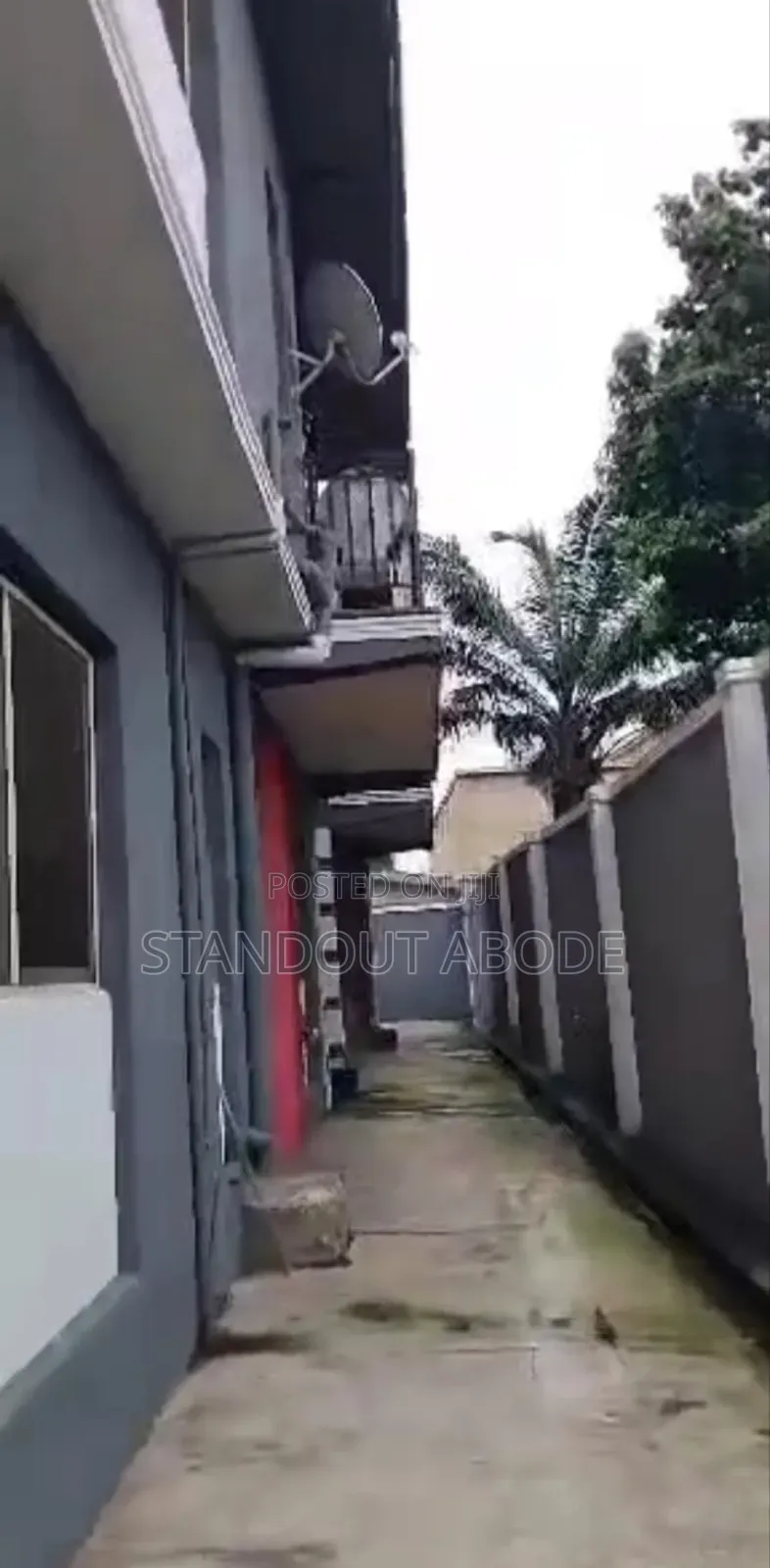 3bdrm Block of Flats in White House By, Ayobo for sale in Ayobo