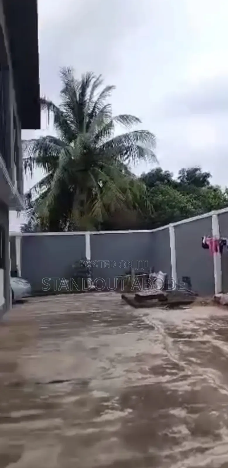 3bdrm Block of Flats in White House By, Ayobo for sale in Ayobo