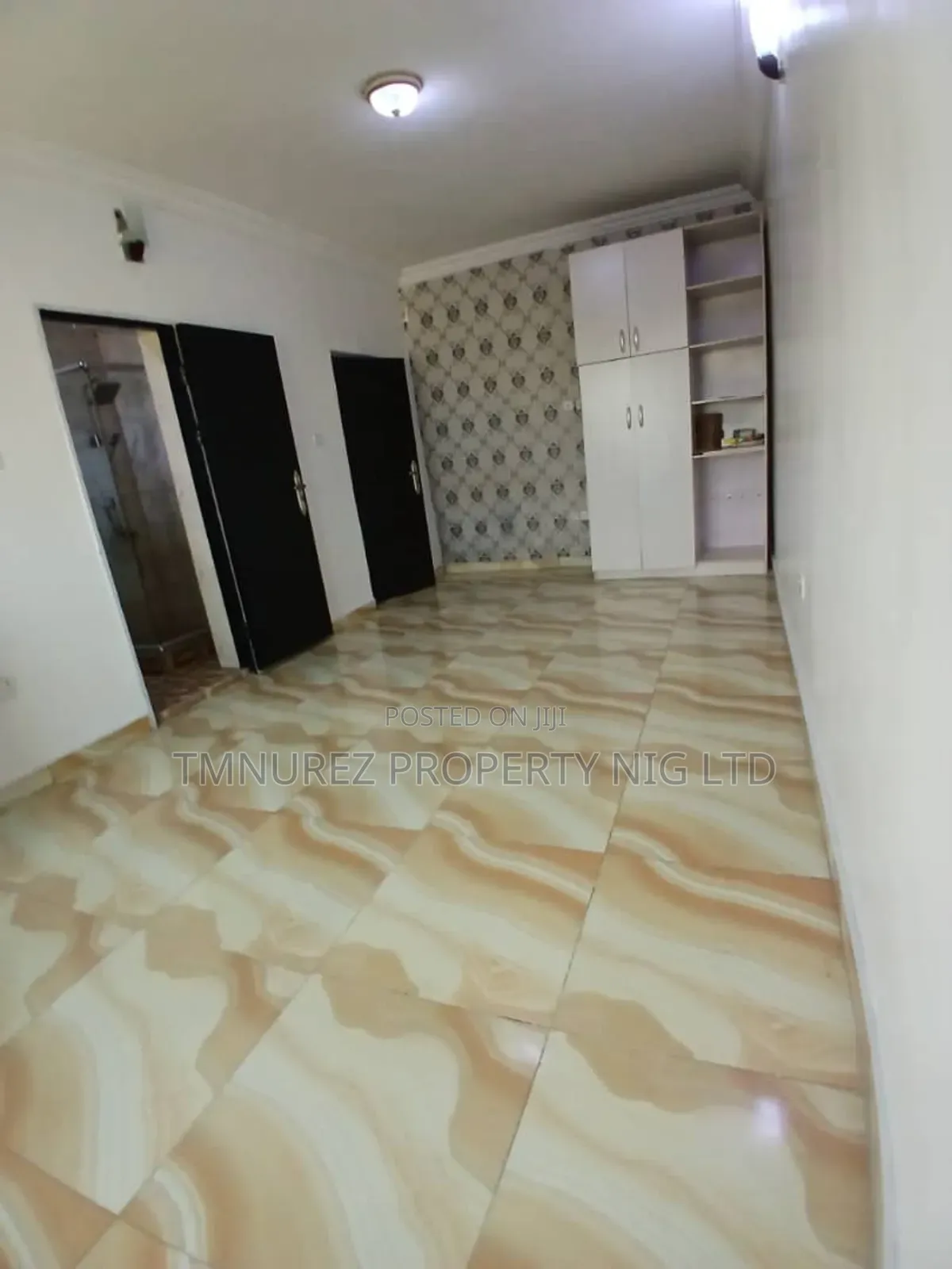 Studio Apartment in Paradise3 Estate, Chevron for rent in Chevron