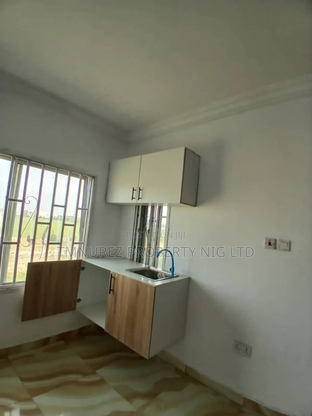 Studio Apartment in Paradise3 Estate, Chevron for rent in Chevron