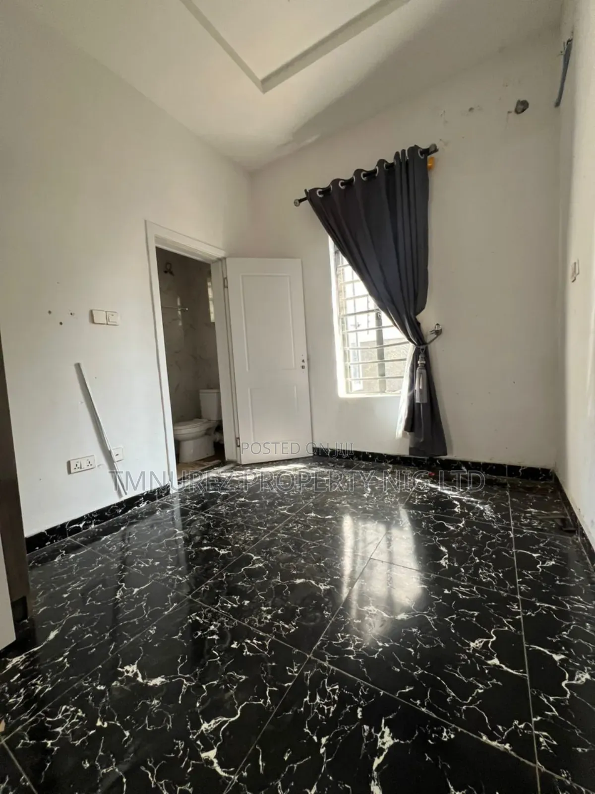 1bdrm Room & Parlour in Gra Ikota for rent in Ikota