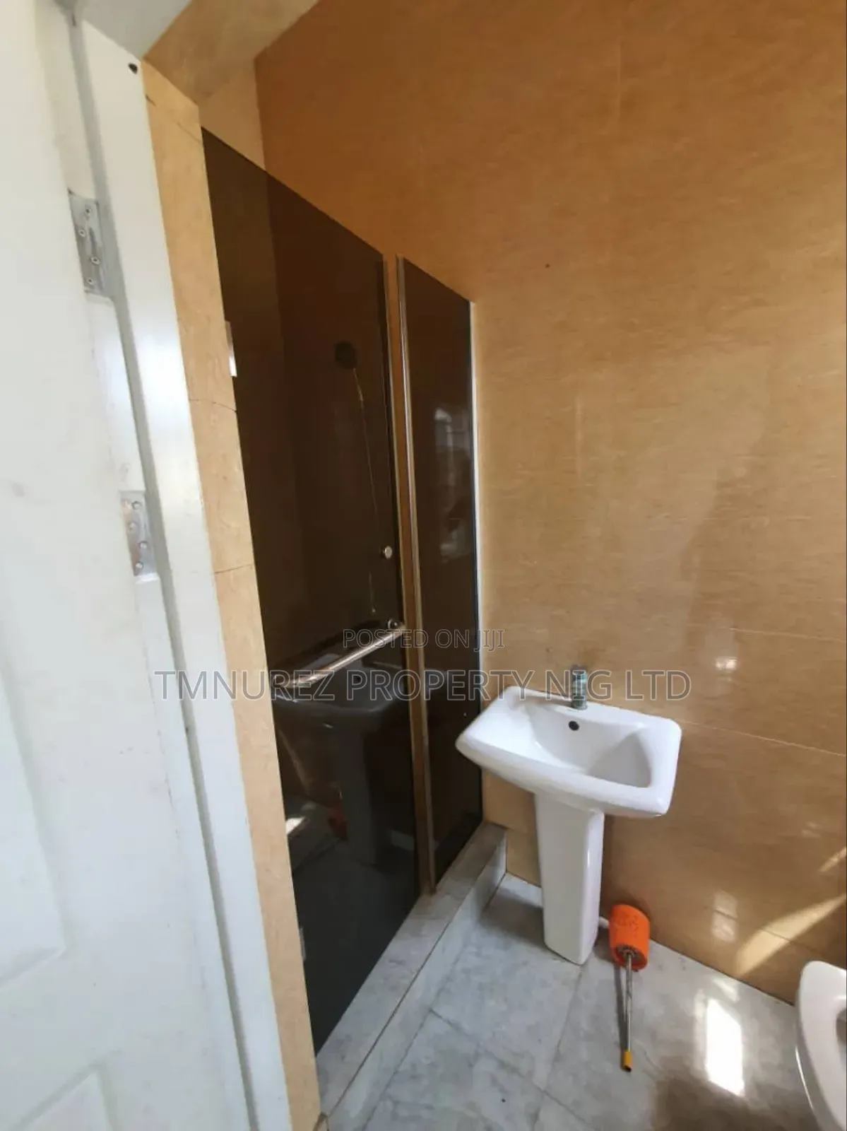 Studio Apartment in Ikota Lekki County for rent in Ikota